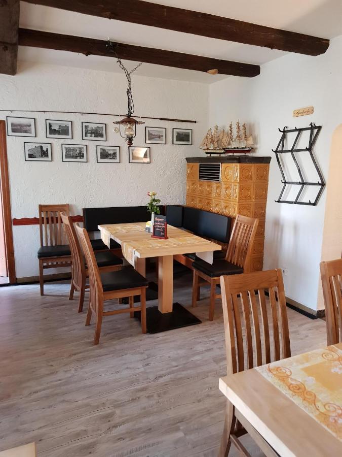 Gasthof Alte Fischerhuette Altfriesack Экстерьер фото